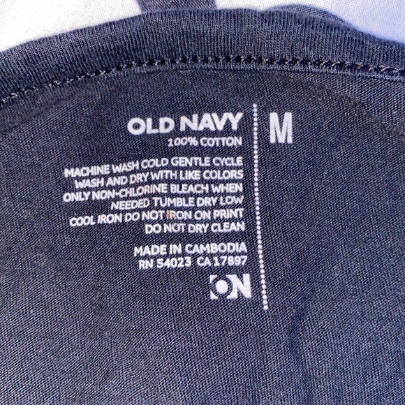 Old Navy Black Tank Top - Picture 3 of 3